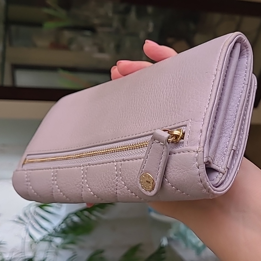 Vera Bradley Quilted Wallet ❤️ - Picture 2 of 8